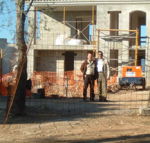 <p>Santa Ponsa / Mallorca<br />Sup. Const.: 380 m2<br />Sup. utíl : 420 m2</p>