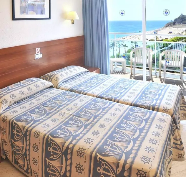 <p>374 Beds</p>
<p>Complete rehabilitation of an existing Hotelbuilding into </p>
<p>a 3 star category Hotel</p>
<p>Permission planning, Execution planning, construction site management.</p>
<p>(GHT-HOTELS)</p>