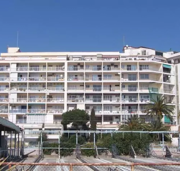 <p>Pineda de Mar / Barcelona</p>
<p>Sup. Const. 9.000 m2.</p>