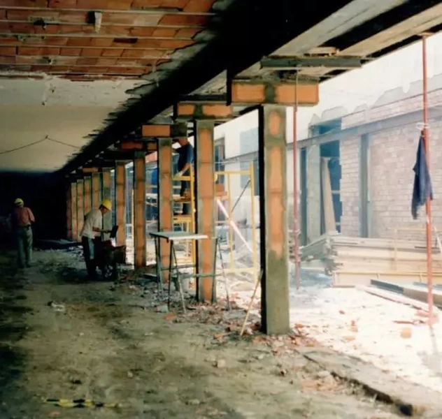 <p>380 Beds</p>
<p>Pineda de Mar / Barcelona</p>
<p>Hotel category-upgrade from a 1 to 4 Stars plus</p>
<p>Complete structural-, technical- and interior / exterior refurbishment adding a new plant.</p>
<p>Complete new interior and exterior design and new distribution of roomplan, interior and exterior spaces.</p>
<p>Permission planning, execution planning, construction site coordination and construction management</p>
<p>(H-TOP HOTELS GROUP)</p>
<p> </p>