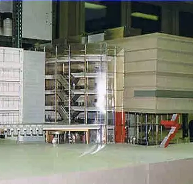 <p>13 Salas, 4.200 plazas</p>
<p>Stuttgart / RKW</p>
<p>Proyecto, P. básico, P. ejecución, Dirección de obra Hamburgo / RKW</p>
<p> </p>
<p>(Cargo: Director de proyecto, planificación)</p>